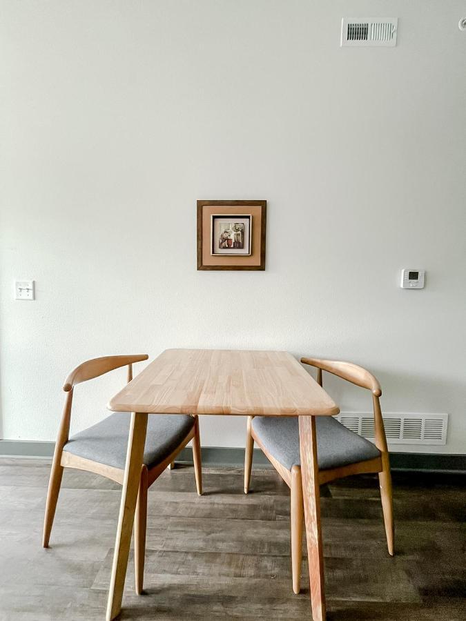 Sleepover 1Bd 1Ba Des Moines Apartments Luaran gambar